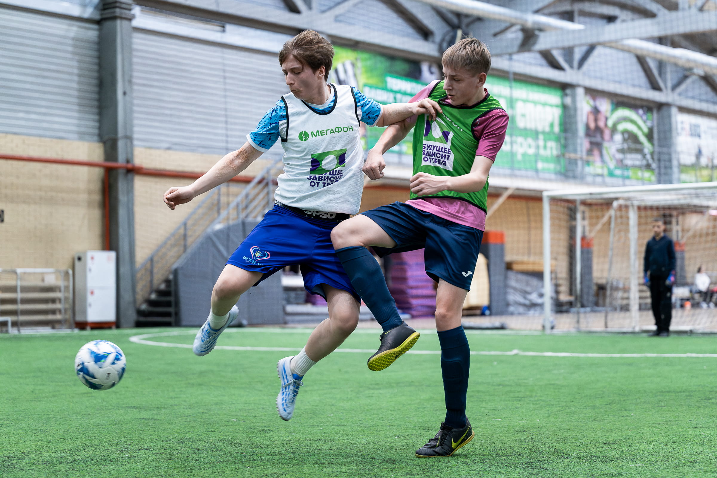 Футболисты