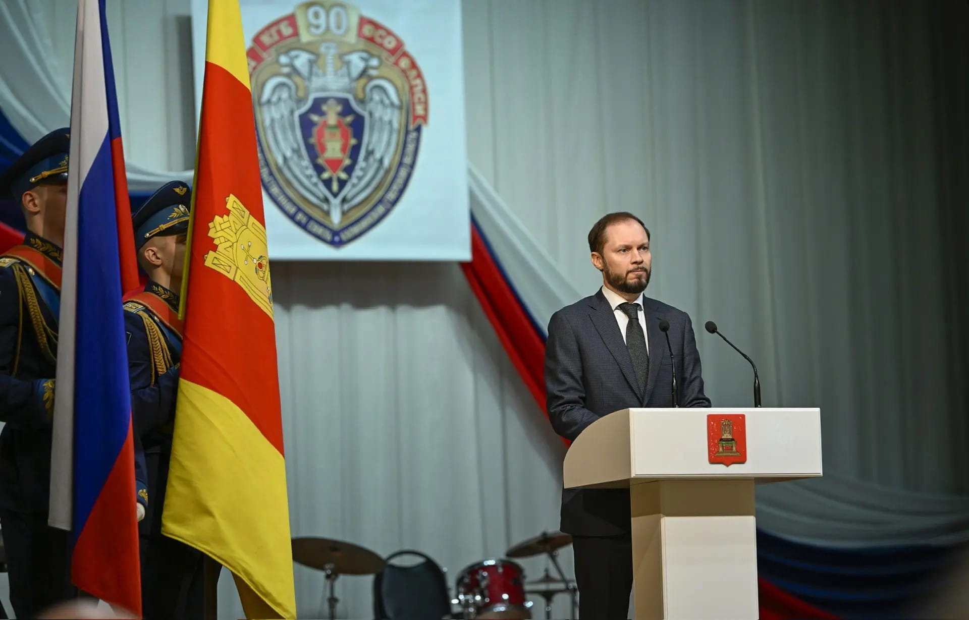 Виталий Королев поздравил сотрудников и ветеранов органов правительственной связи Тверской области