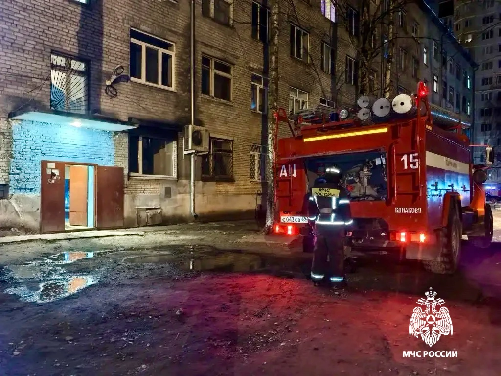 Непотушенная сигарета стала причиной смертельного пожара в Тверской области