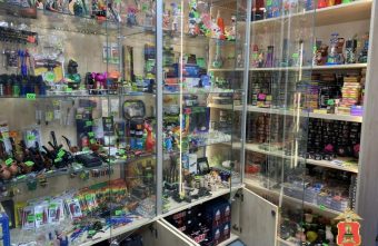 В магазине в центре Твери нашли крупную партию немаркированной никотиносодержащей продукции немаркированной