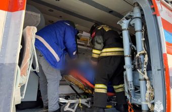 поблагодарил