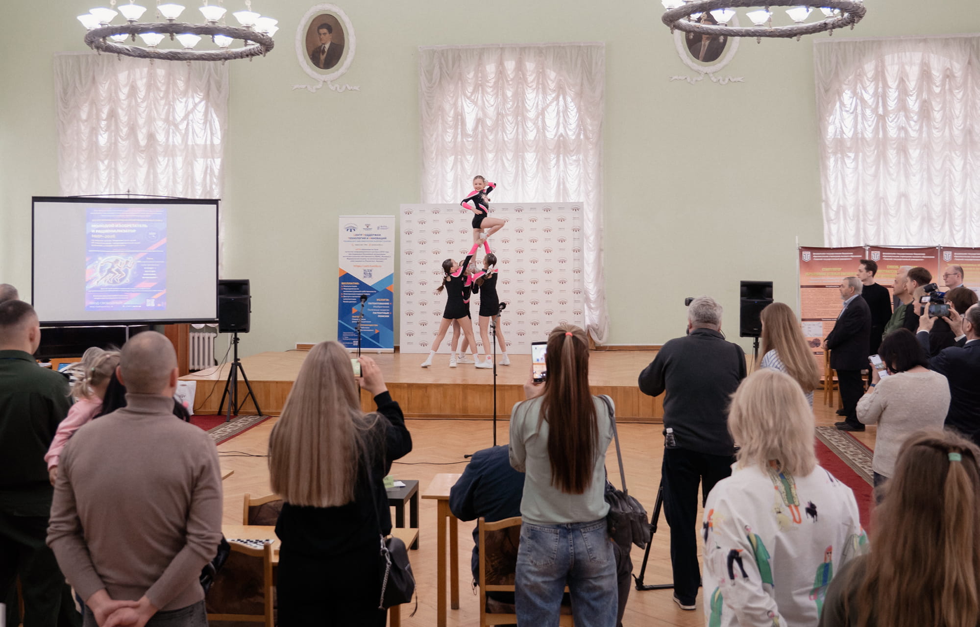 Уникальные разработки молодых ученых можно увидеть на выставке в Твери