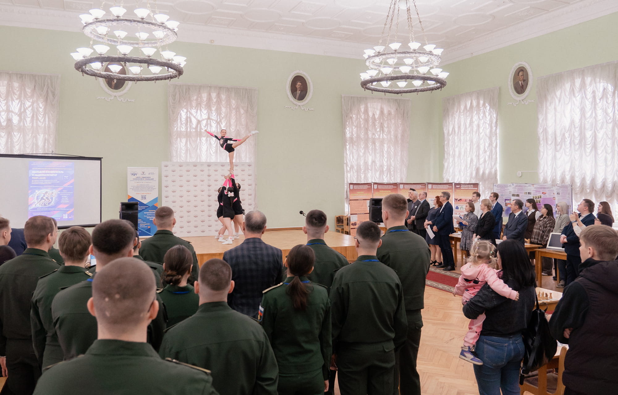 Уникальные разработки молодых ученых можно увидеть на выставке в Твери