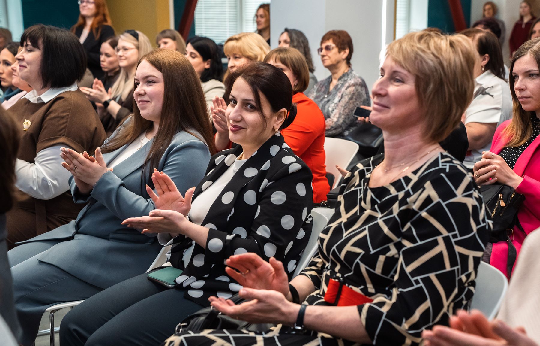 Больше 100 педагогов Тверской области принимают участие в конкурсах профмастерства
