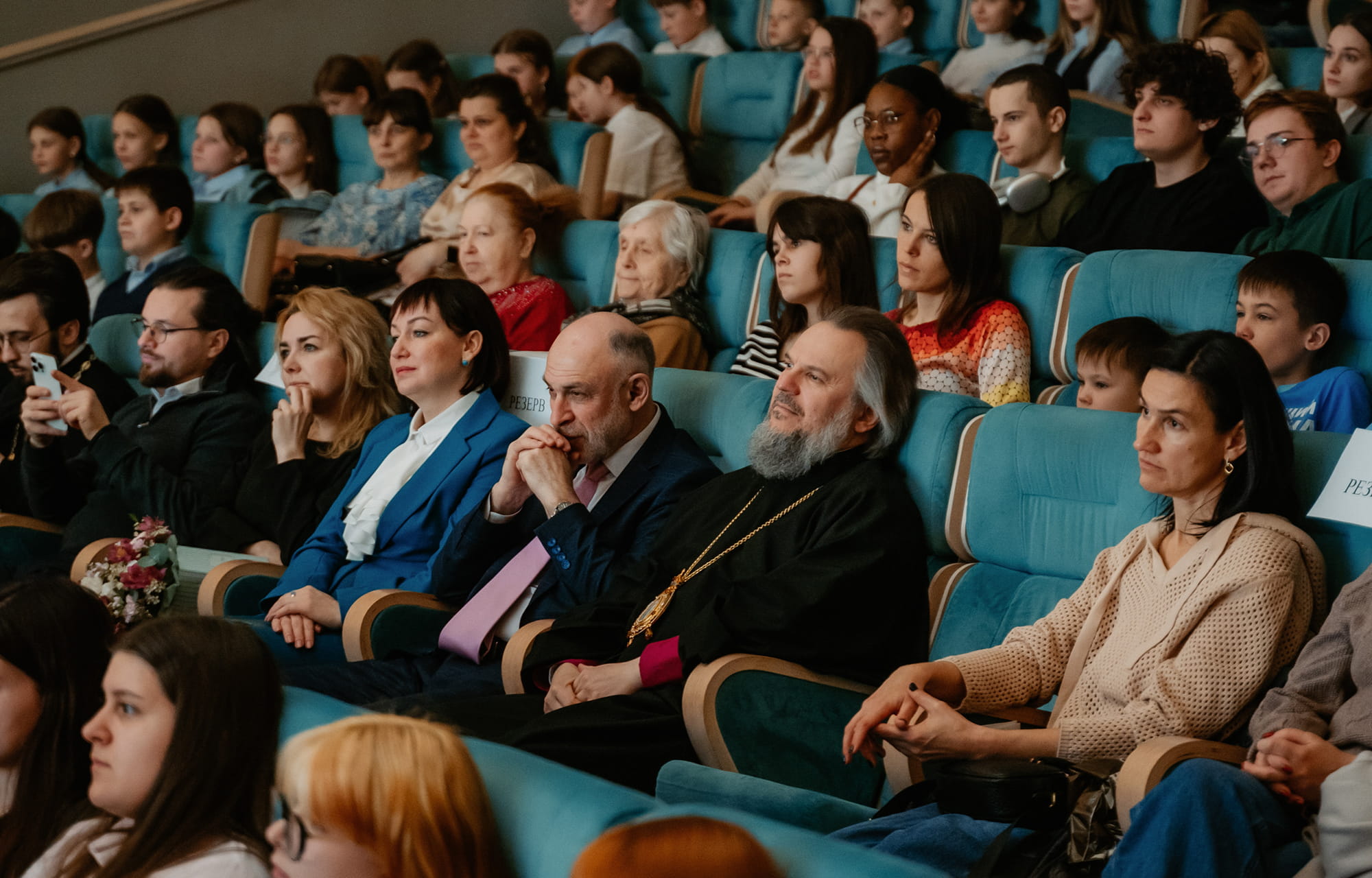 Молодежь и семьи Тверской области пригласили на показ фильма «Улица Ангела»
