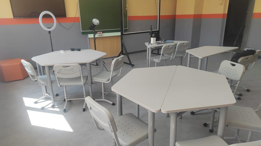 школьников