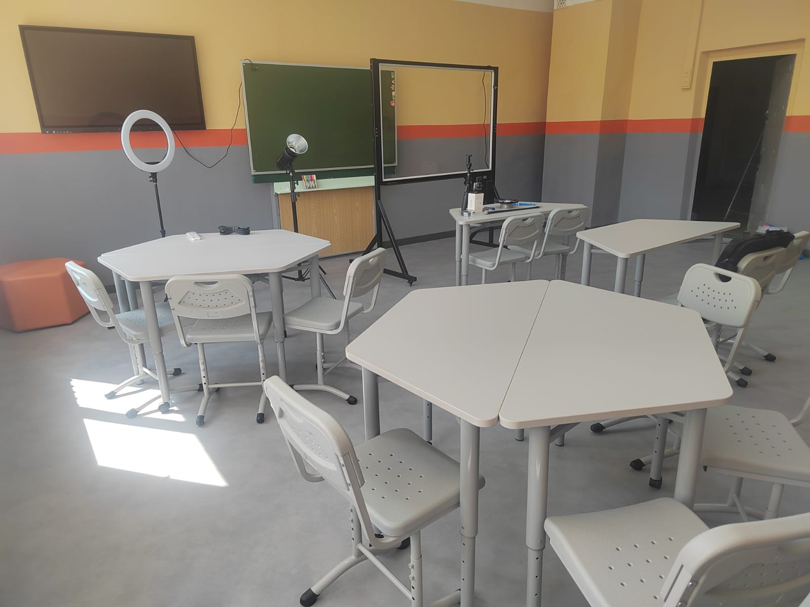 школьников