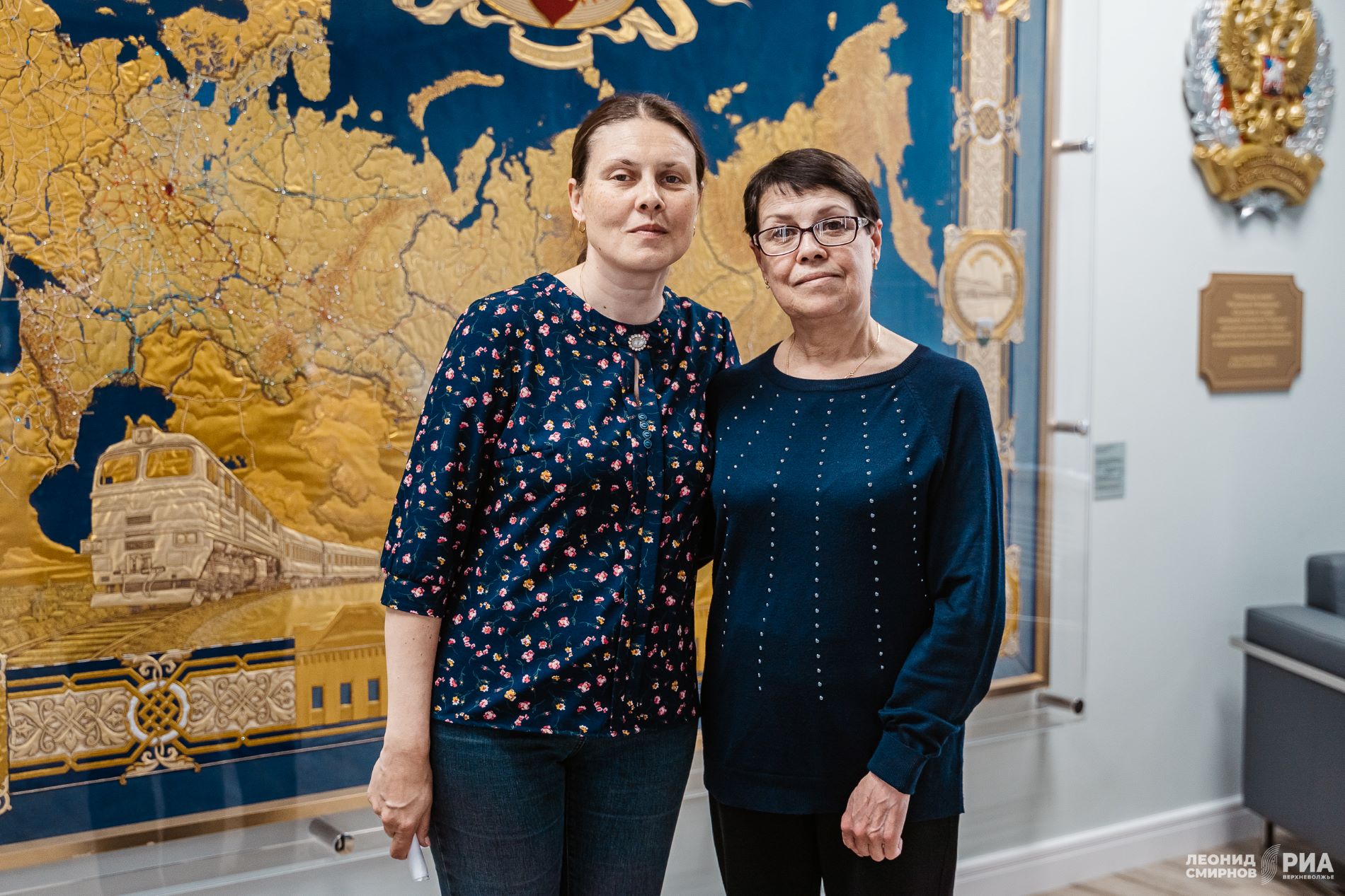 Виталий Королев на тверском вагонзаводе спросил совета у опытных работников и пожелал успехов молодым