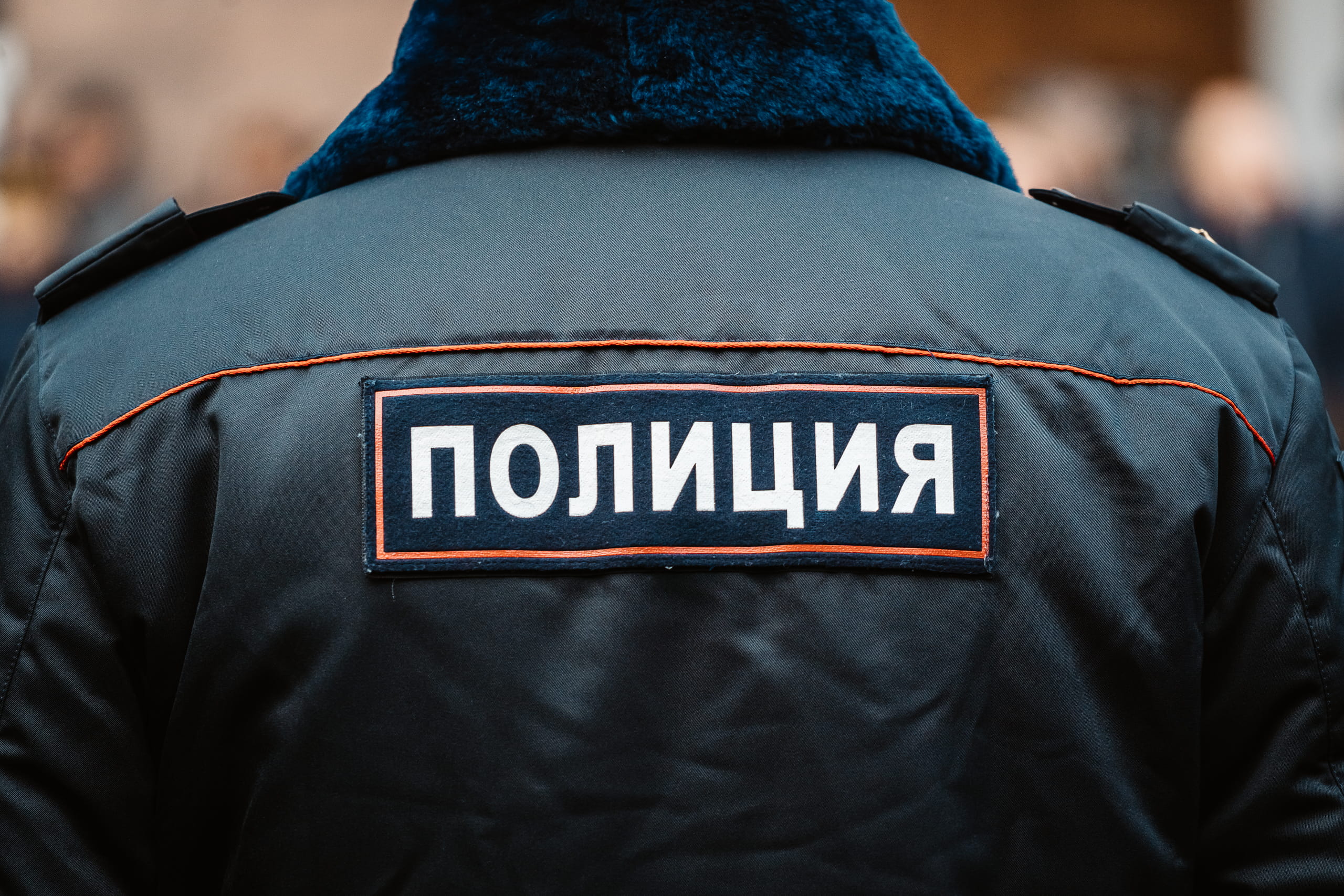 студентке-курьеру