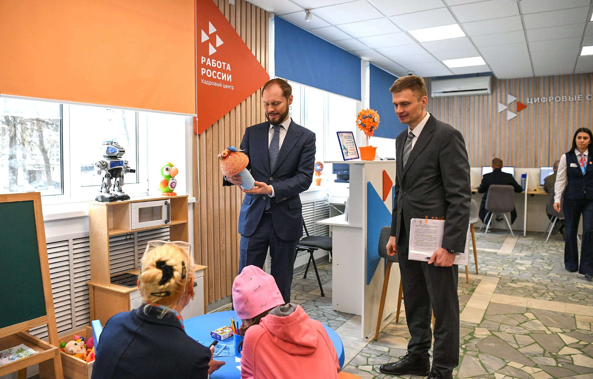 Виталий Королев: будем решать задачи по ремонту социальных учреждений Тверской области