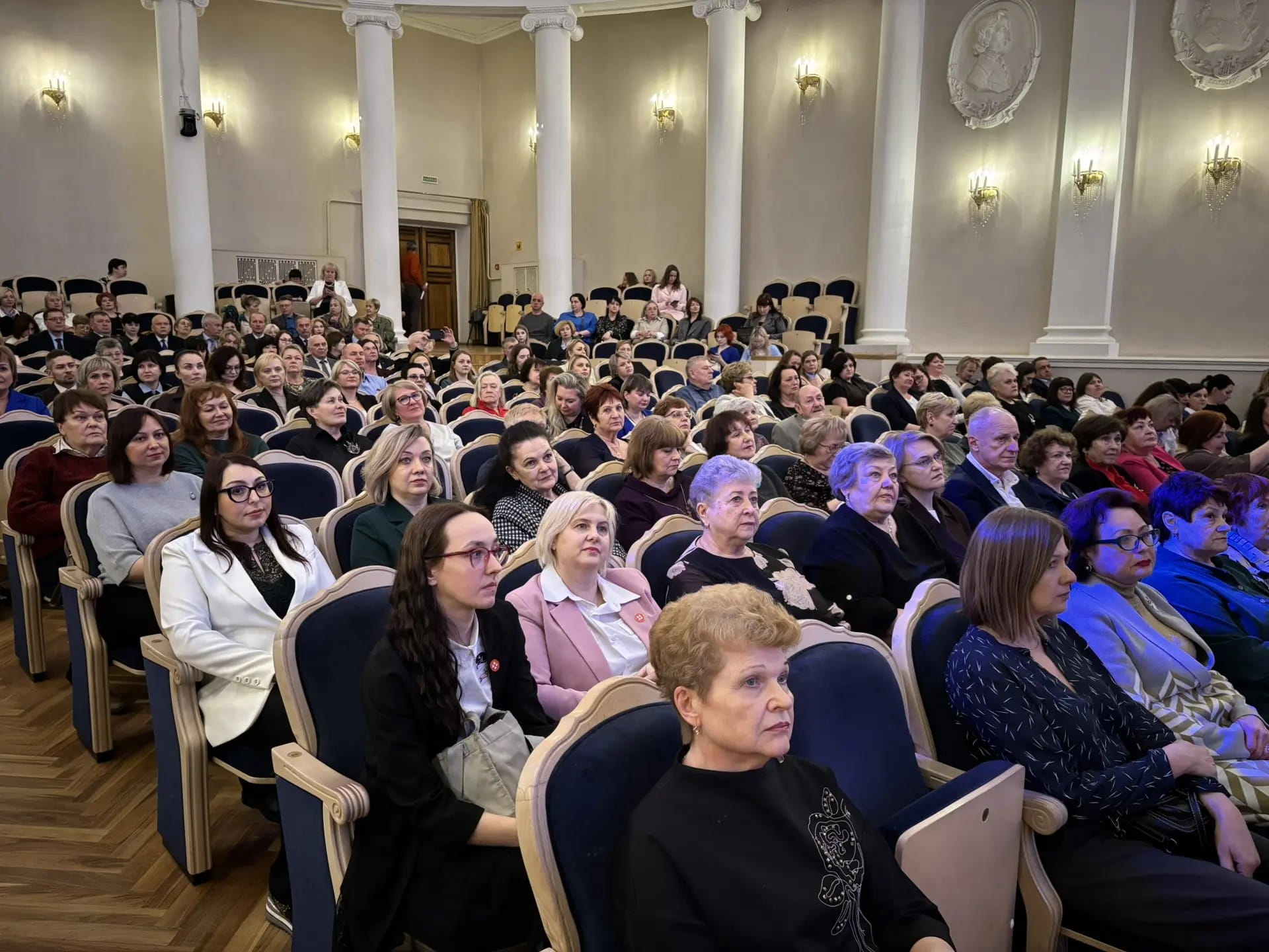 Виталий Королев поздравил работников службы занятости Тверской области с 35-летием ведомства