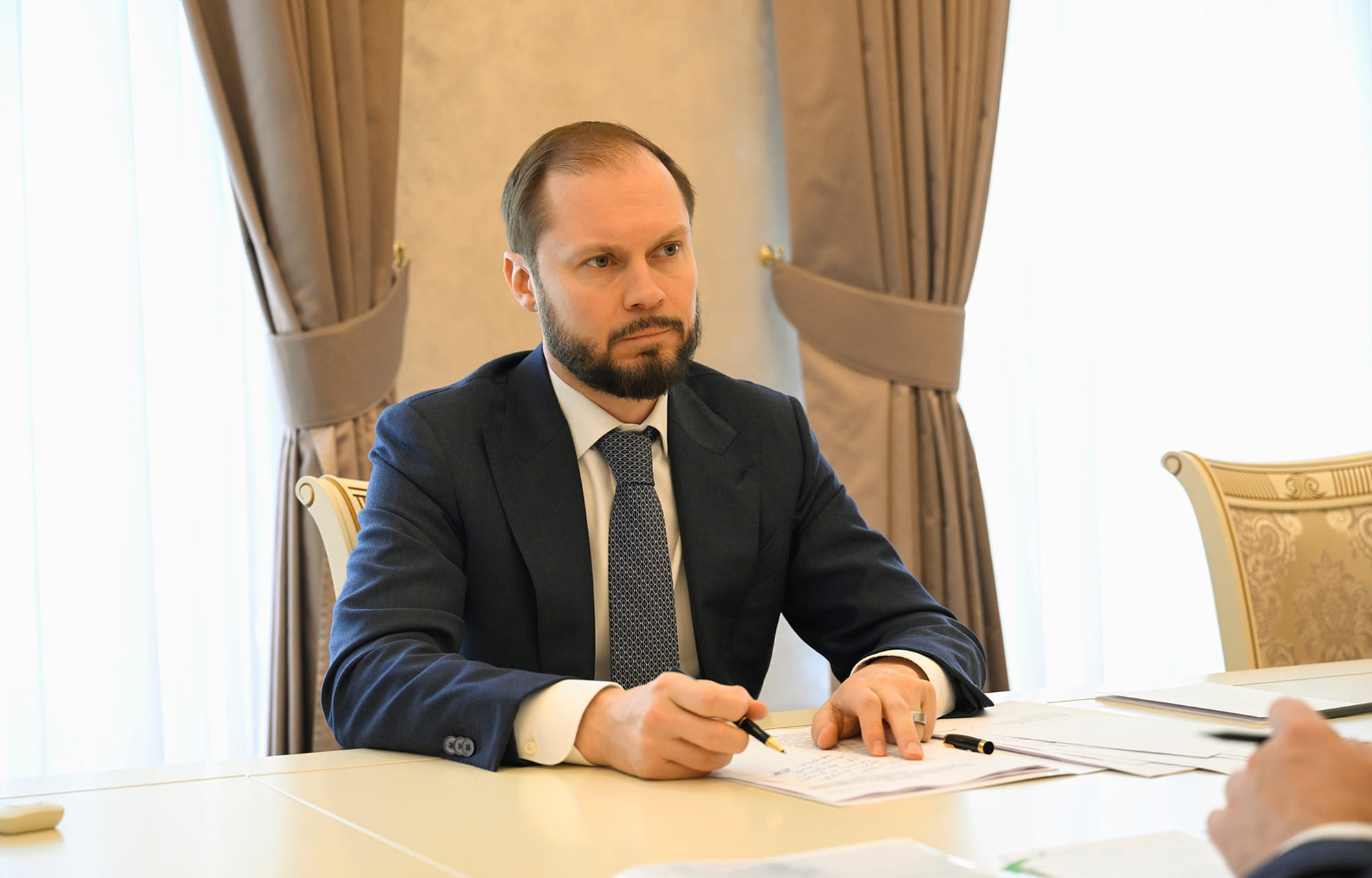 Виталий Королев: будем решать задачи по ремонту социальных учреждений Тверской области