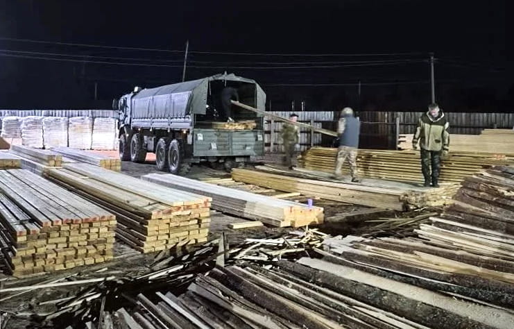 Муниципалитеты Тверской области передают в зону проведения СВО гуманитарные грузы с праздничными гостинцами