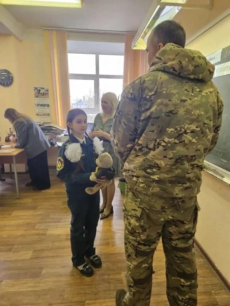 Пиломатериалы и «посылки дружбы»: из Тверской области отправили новые партии гумгрузов в зону СВО