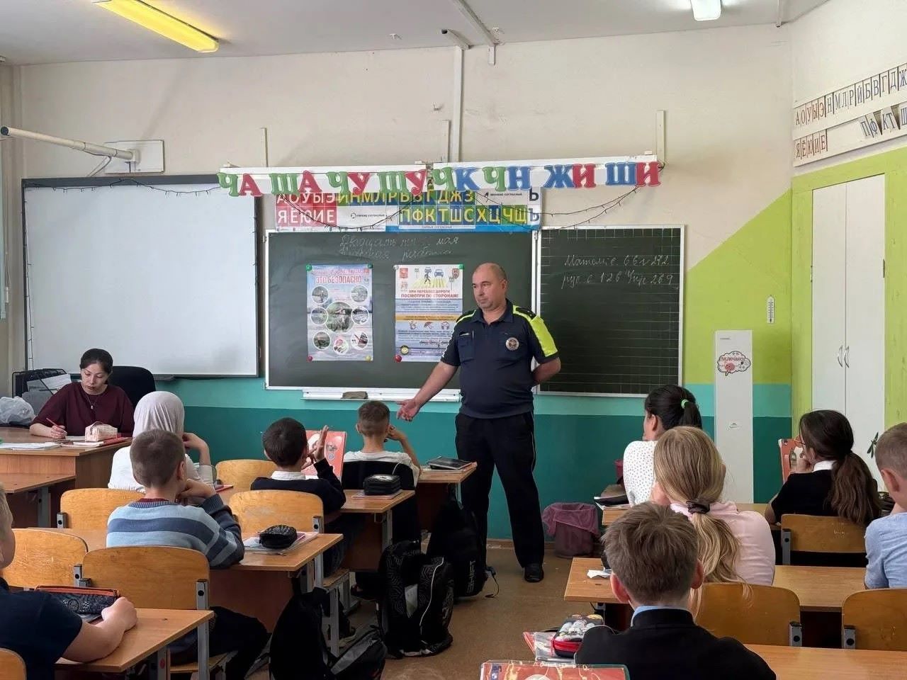Перед летними каникулами в школах Твери прошел единый урок дорожной безопасности 