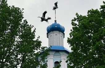 храм