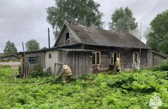Три человека погибли при пожаре в Тверской области погибли
