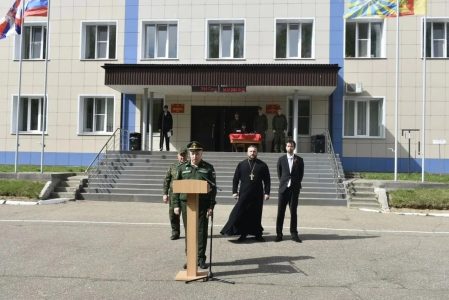 В Торжке будущие защитники страны погрузились в армейскую жизнь армейскую