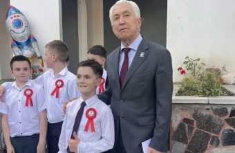 Владимир Васильев – школьникам-кадетам: «Старайтесь жить и работать так, чтобы вас уважали»