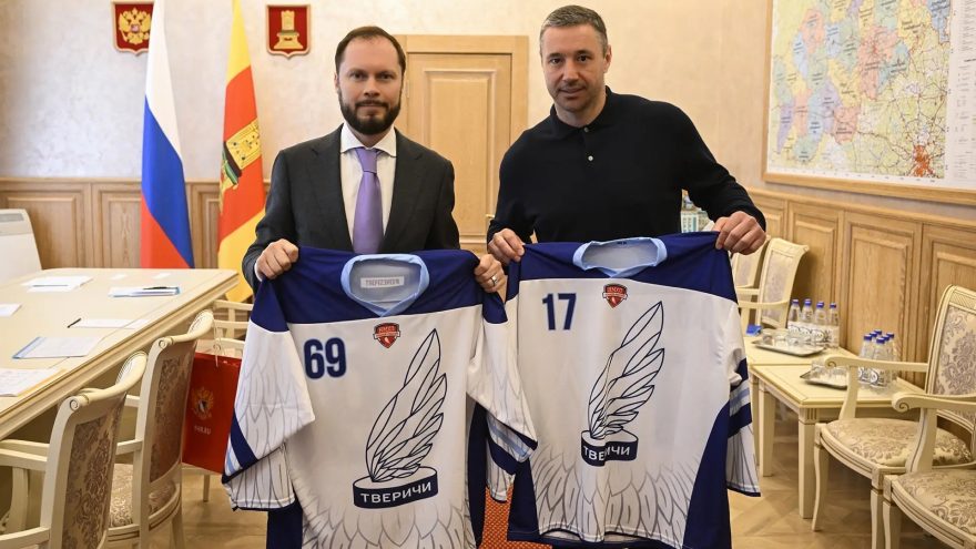 Королевский бросок, или Веселее - мы в хоккее