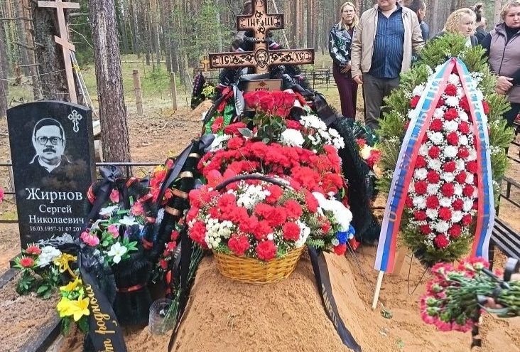командиром