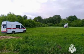 Пациента экстренно доставили в Тверь на вертолёте санитарной авиации санитарной