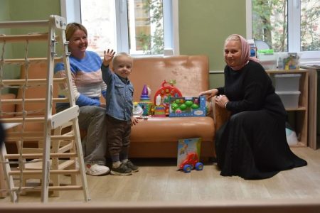 По поручению Виталия Королева в Тверской области расширяют меры поддержки семей с детьми семей