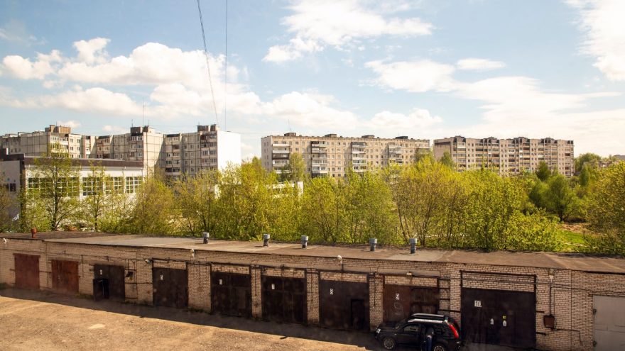 гаражу
