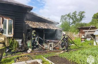 В Тверской области пожарные спасли жилой дом от уничтожения уничтожения