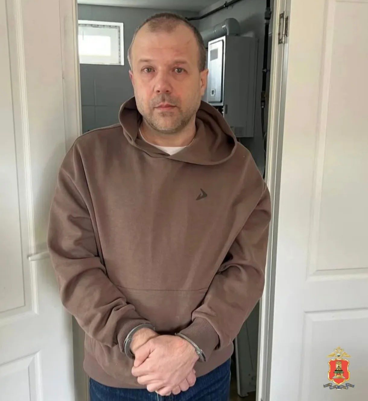 Под Тверью полицейские задержали наркоповара, который варил зелье в частном доме