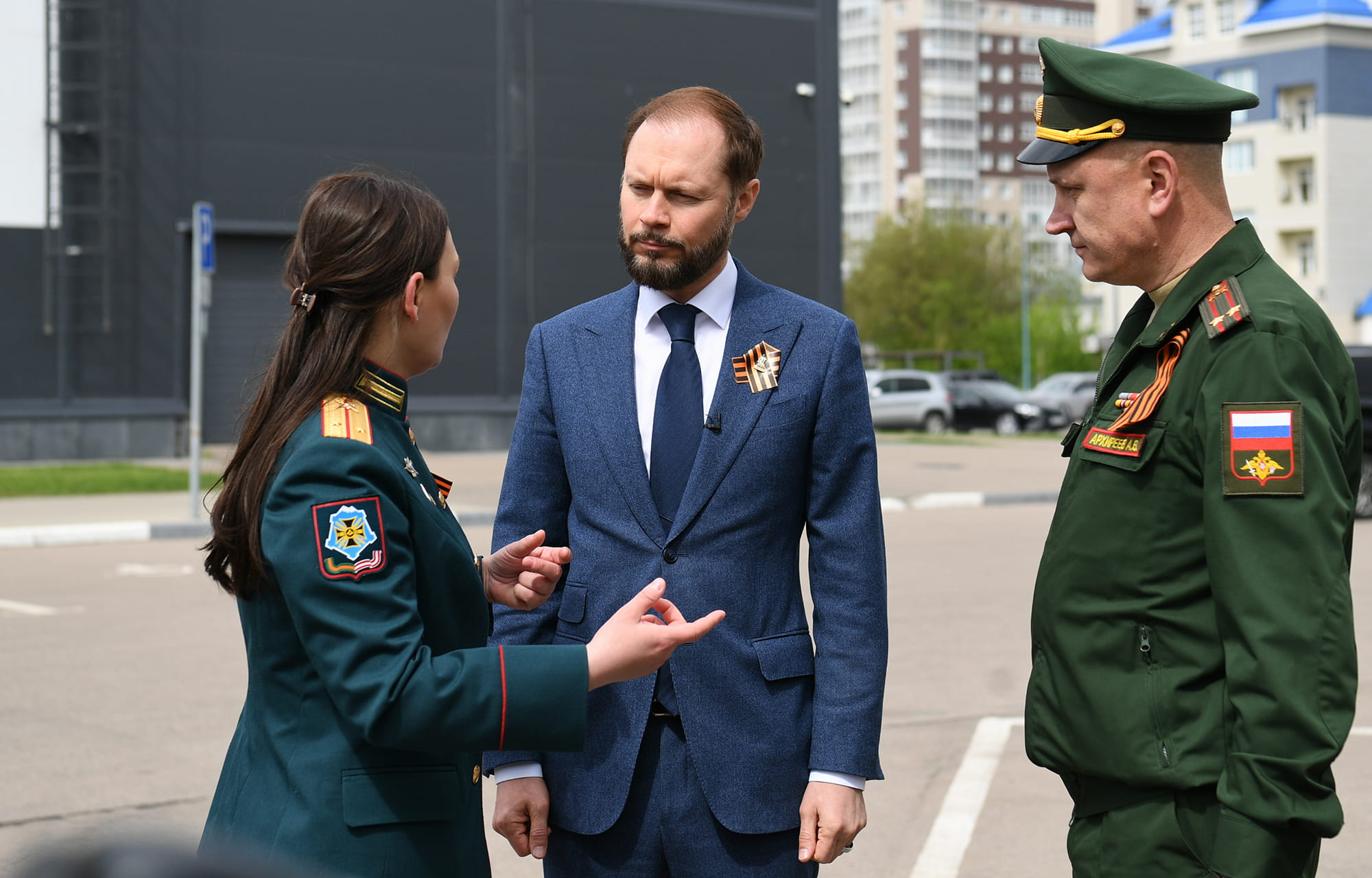 гуманитарный