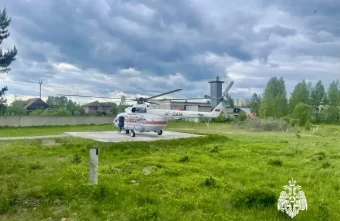 Вертолёт МЧС эвакуировал пациента из Тверской области в больницу Вертолёт МЧС эвакуировал пациента из Тверской области в больницу