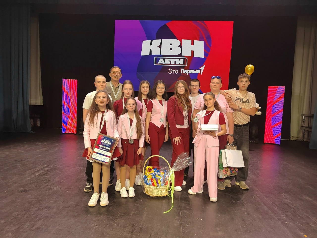 Девчонки