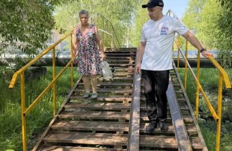 По поручению Виталия Королева в Бежецке привели в порядок пешеходную дорогу, востребованную у местных жителей пешеходную