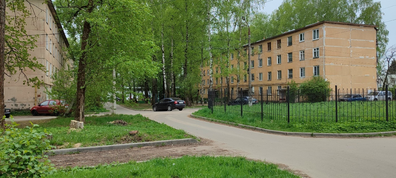 Не проходите мимо: советские панно в поселке под Тверью