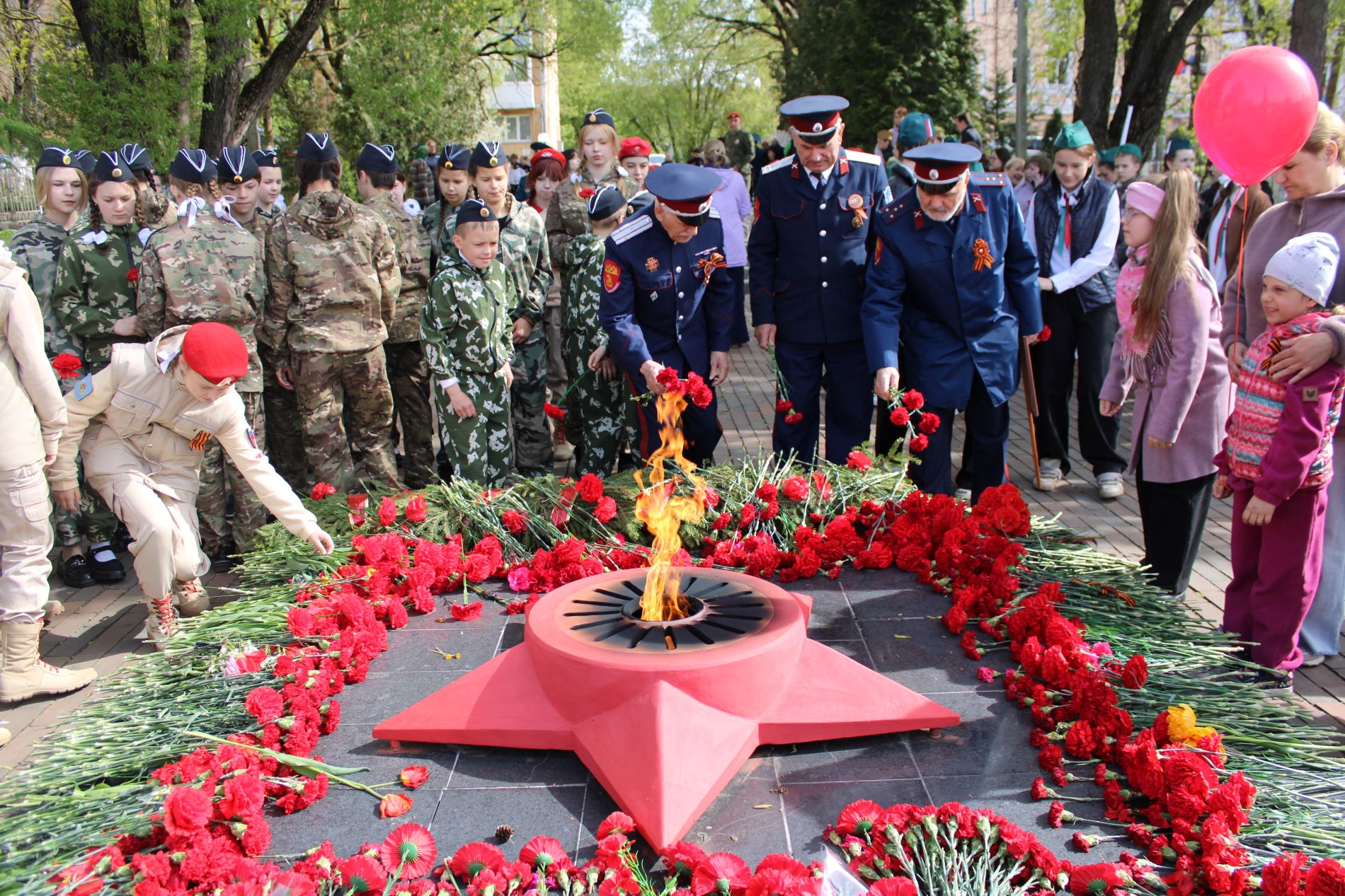 День Победы в городах Тверской области: праздничные концерты, памятные акции и салюты