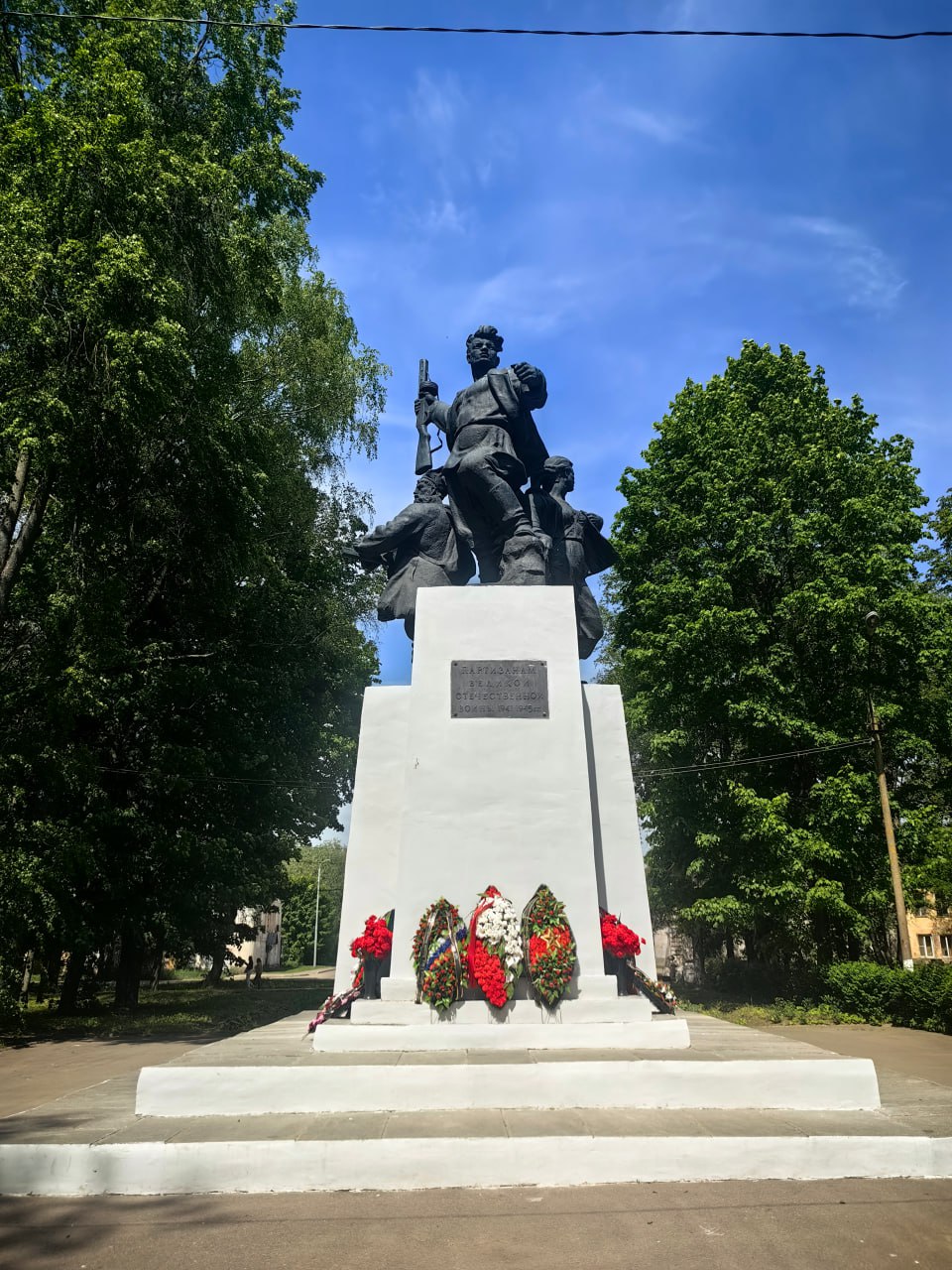 Виталий Королев поздравил осташей с Днем рождения города: Вместе с вами горжусь многовековой историей Осташкова, его ролью в развитии региона, уникальным духовным и культурным наследием
