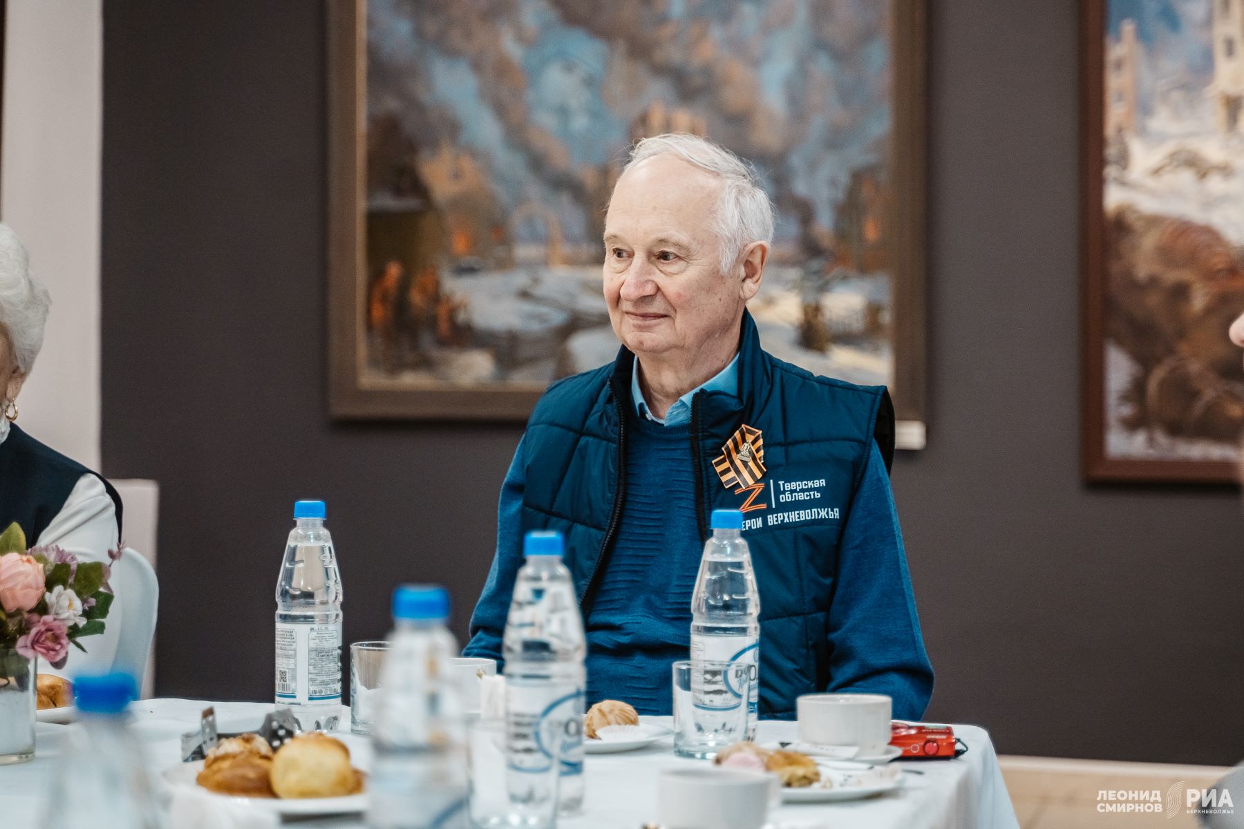 Разговор по душам: Виталий Королев встретился с главными героями Дня Победы