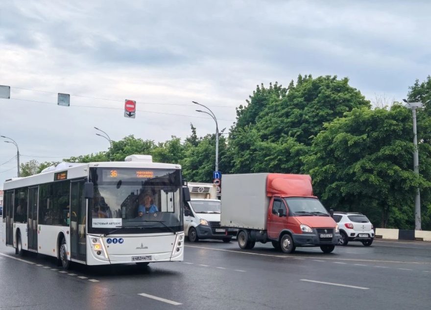автобусов