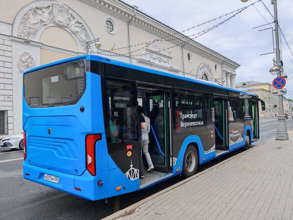 Виталий Королев сообщил о запуске на маршруты Твери новых тестовых автобусов