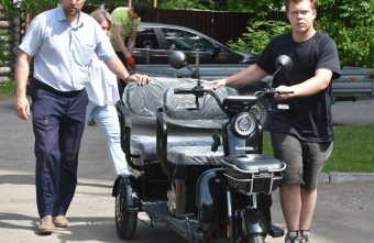 Спортсмен из Тверской области получил в подарок электротрицикл электротрицикл