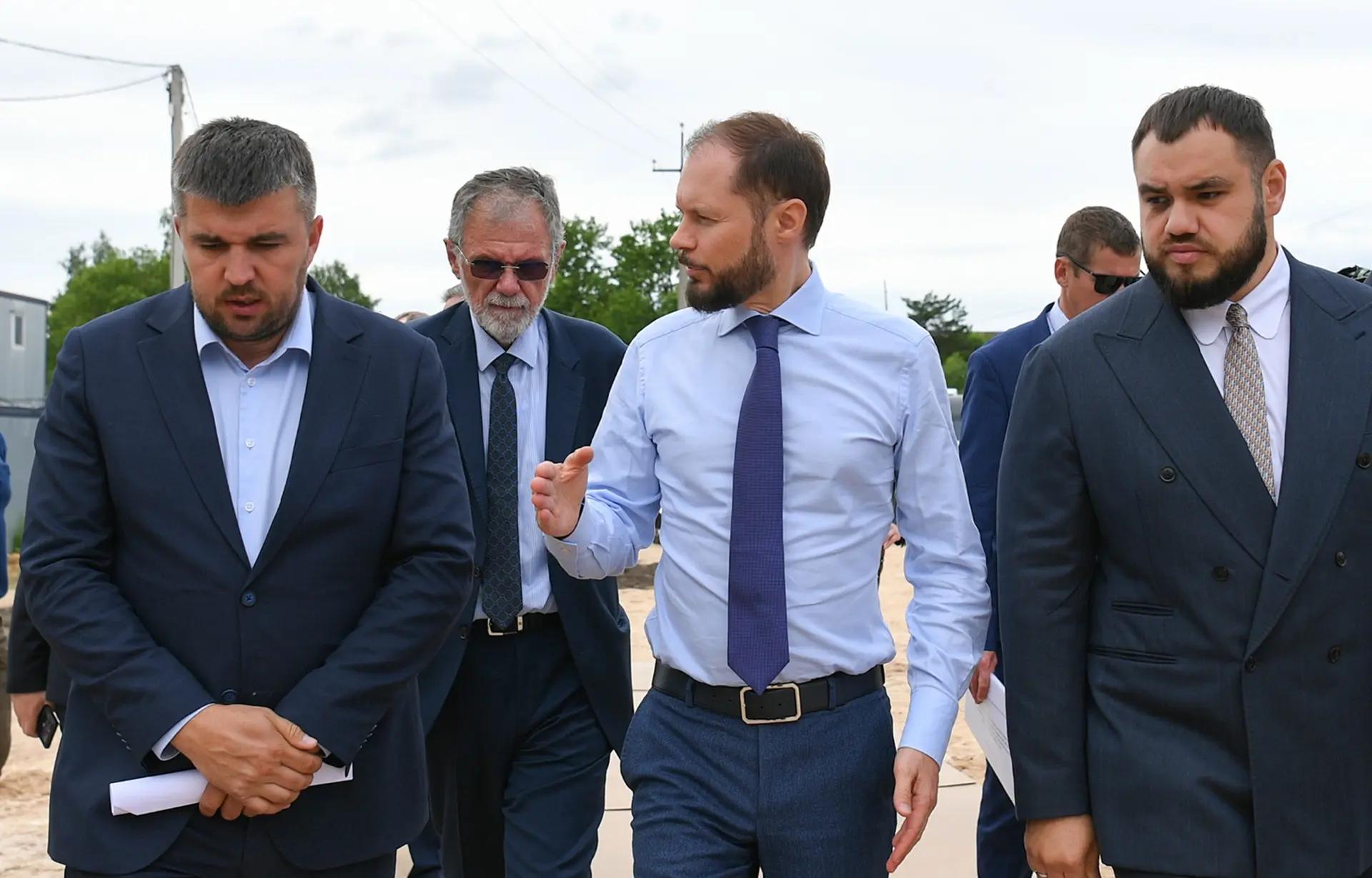 Виталий Королев выехал на объекты, где вопросы не решаются годами