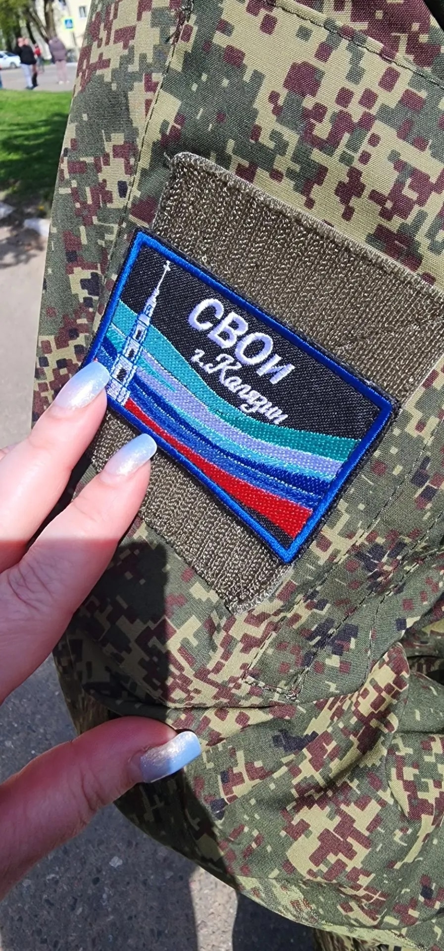 В отпуске бойцы СВО пришли в гости к волонтерам Тверской области