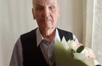 Виталий Королев поздравил с днем рождения фронтовика Павла Кабанова фронтовика