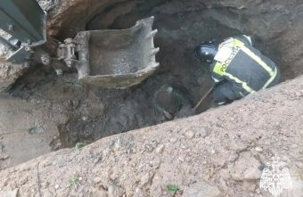 В Тверской области мужчину спасли из-под завала завала