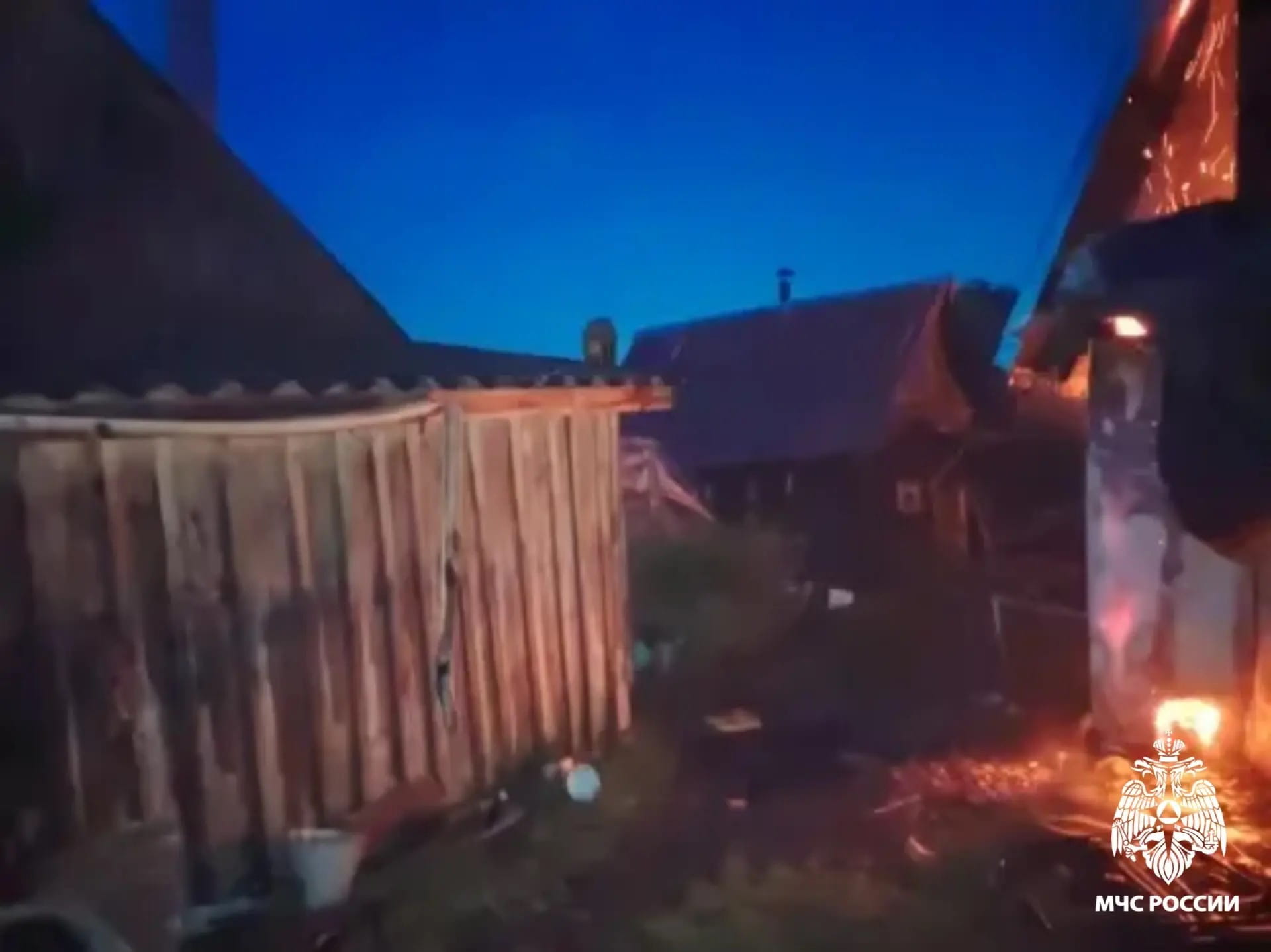 гараже