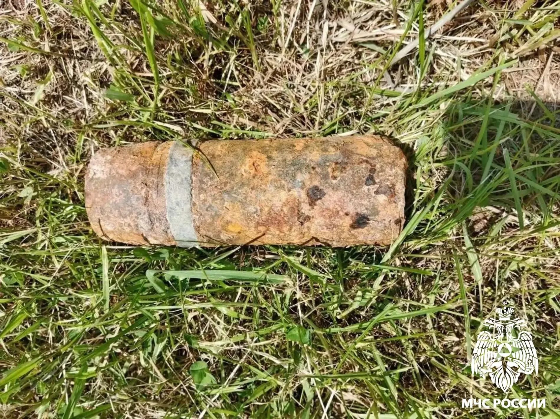 В Тверской области спасатели ликвидировали гранаты и мины
