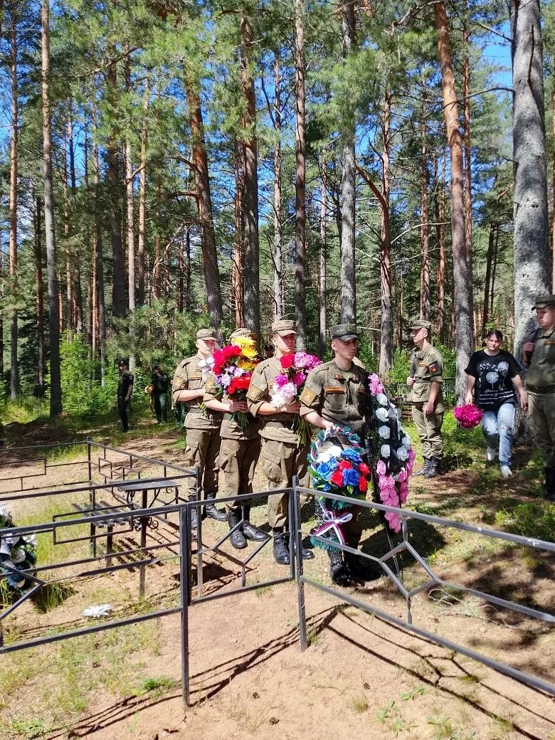 В Тверской области простились с сержантом Антоном Абрамовым