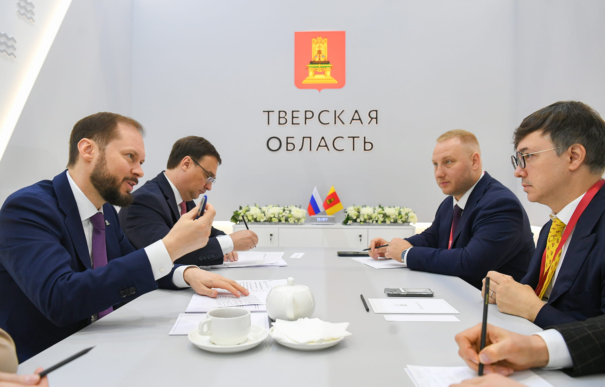 ПМЭФ-2026: Виталий Королев подписал с руководством ООО «Яндекс» соглашение о сотрудничестве