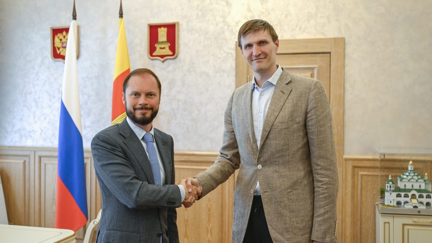 Глава региона Виталий Королев и президент РФБ Андрей Кириленко договорились о создании в Твери центра для игровых видов спорта